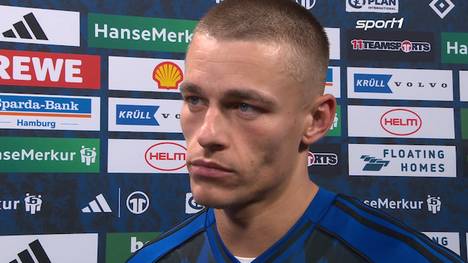 Im Spiel zwischen dem Hamburger SV und Eintracht Frankfurt stoßen Miro Muheim und Rasmus Kristensen heftig zusammen. Im Nachgang geben die Beteiligten leichte Entwarnung. 