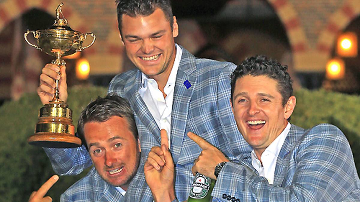 Golf - Ryder Cup 2012: Das Team Europa um Kapitän Colin Montgomerie und den Deutschen Martin Kaymer liegt gegen die USA schon fast aussichtslos mit 4:8 und 6:10 zurück, aber auch dank einem starken Kaymer holen sich die Europäer noch den Titel mit 14½: 13 ½ 