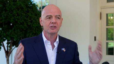 Gianni Infantino und Donald Trump geben das Datum für die finale Auslosung für WM 2026 bekannt und sprechen dabei vom größten Sport-Event der Geschichte.