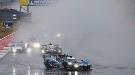 Der siebte Lauf der Langstrecken-Weltmeisterschaft (WEC) wurde zur Regenschlacht. Porsche trotzte dem Wetter am Ende am besten, für das Auto von Mick Schumacher ging das Rennen auf dem COTA weniger gut aus. 