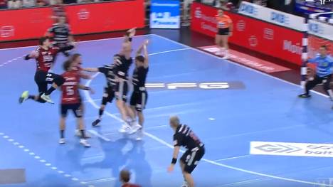 Die Highlights der Partie SG Flensburg-Handewitt - HC Erlangen aus der Handball-Bundesliga im Video.