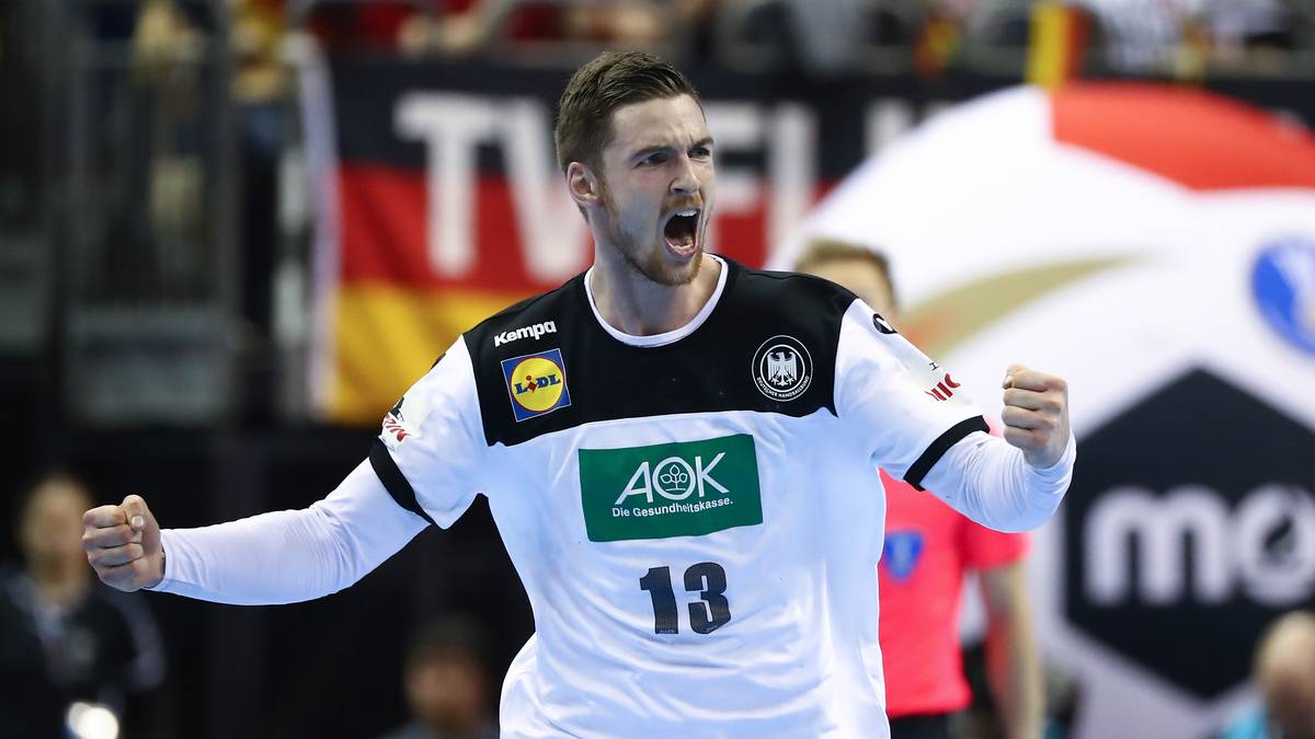 HENDRIK PEKELER: Begann zunächst nur hinten und lieferte dort in gewohnter Manier, ob im Innenblock oder als Jäger einer offensiven Abwehr. Auch vorne zwei Mal erfolgreich