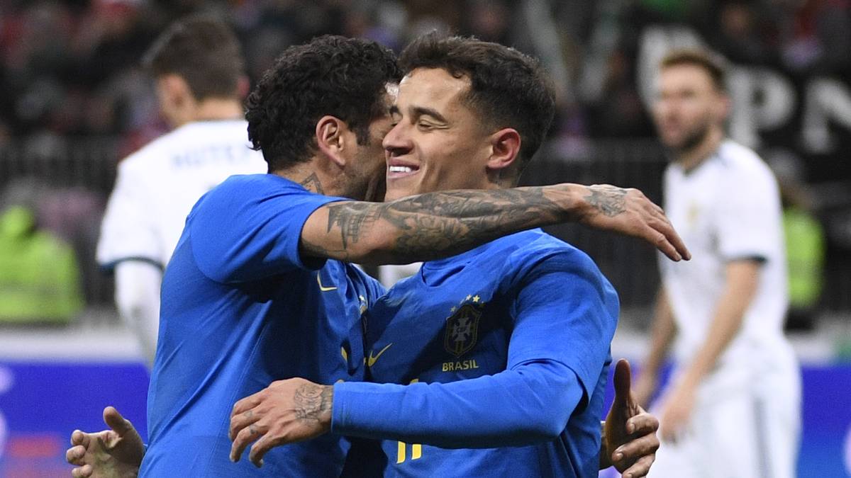 Stieß gleich nach er WM 2014 erstmals zum Team, schultert dort in Abwesenheit von Neymar und im Wechsel mit dem Ex-Leverkusener Renato Augusto den Bereich Kreativität. Kann das. Torschütze am Wochenende in Moskau