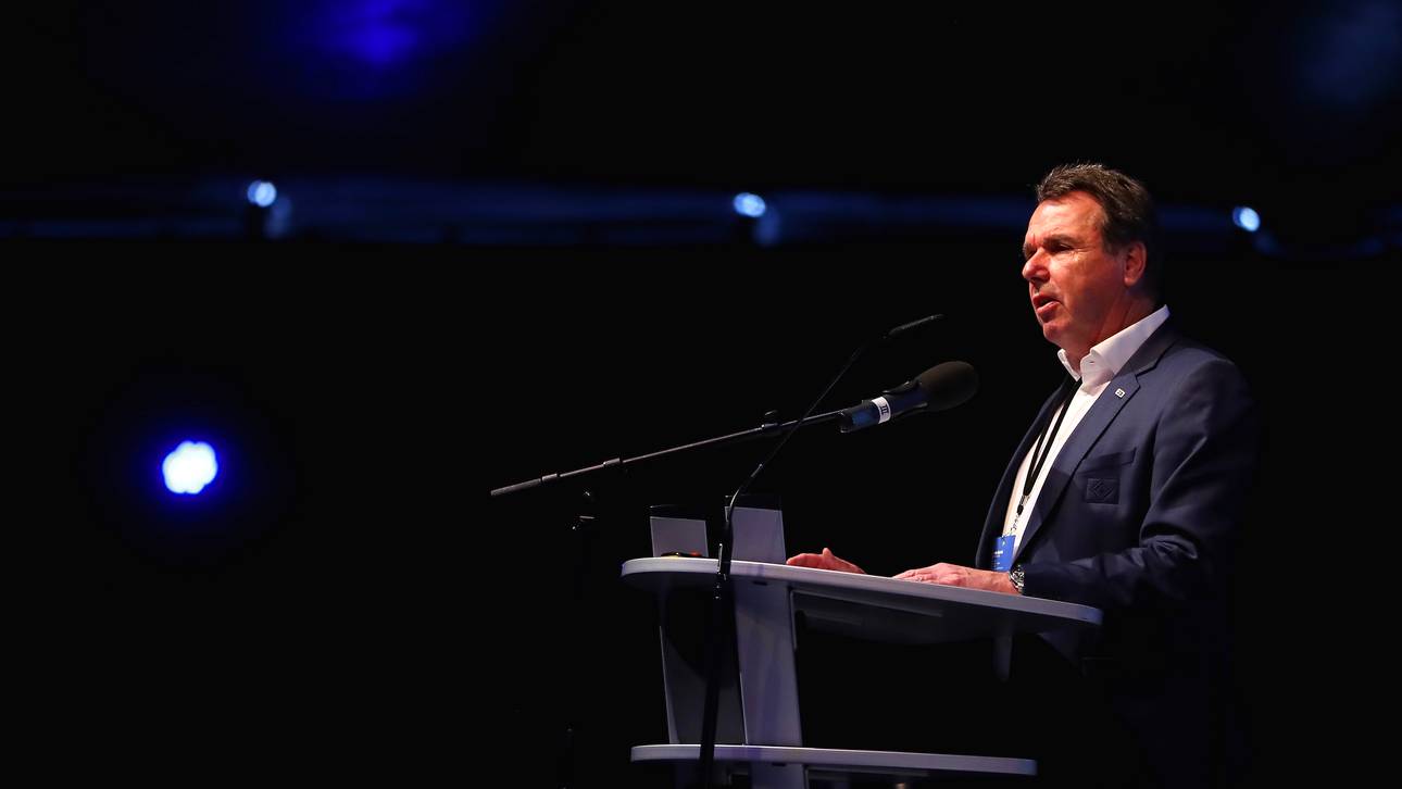 Das sagt Bruchhagen zum HSV-Aus