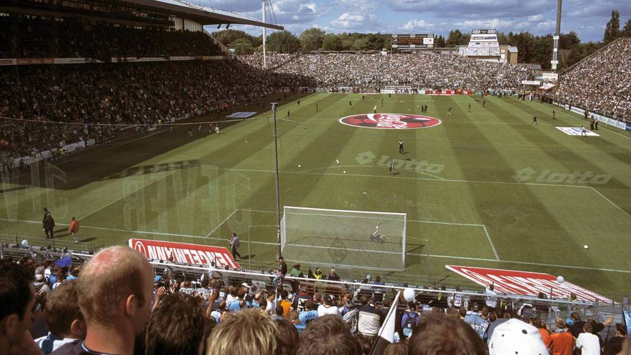 Das vollbesetzte Bökelbergstadion erlebte am 22. Mai 2004 sein letztes Spiel