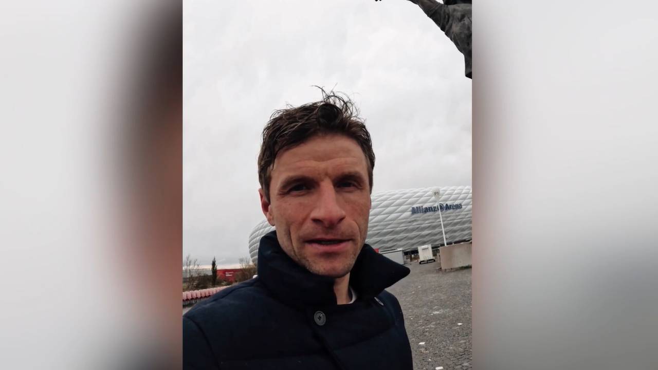 FC Bayern: Thomas Müller mit emotionaler Botschaft vor Allianz Arena