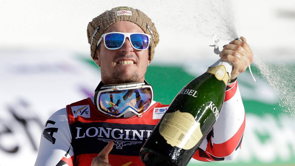 Logisch, dass man sich da dann auch mal einen gehörigen Schluck Schampus gönnen darf  