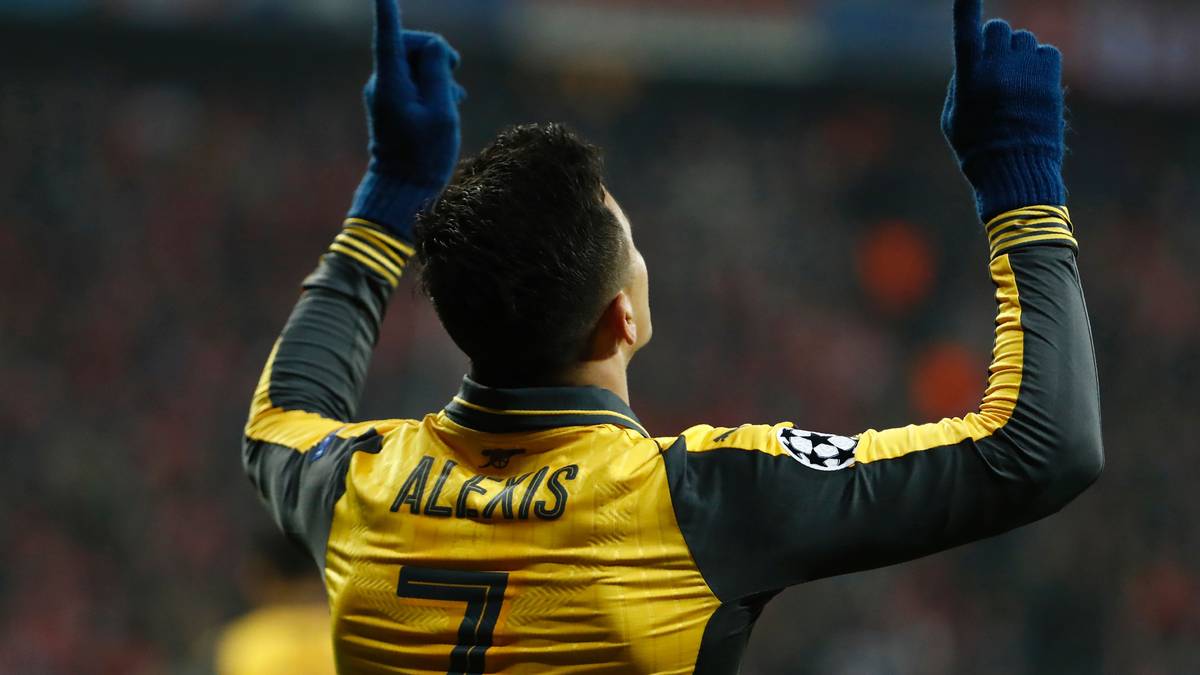 ALEXIS SANCHEZ: Der Chilene scheiterte mit seinem Elfmeter an Neuer und vergab den ersten Nachschuss kläglich. Doch im dritten Versuch zeigte Sanchez seine Genialität. Zusammen mit Koscielny bester Gunner auf dem Platz. SPORT1-Note: 2,5