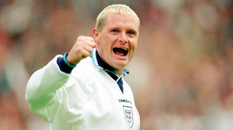 Paul Gascoigne galt einst als eines der größten Talente des englischen Fußballs. Doch trotz einiger Erfolge, litt seine Karriere immer unter Aussetzern und Eskapaden. Auch heute noch hat "Gazza" mit seinen Dämonen zu kämpfen.