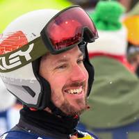Der achtmalige Gesamtweltcupsieger Marcel Hirscher soll vor dem Comeback stehen. Noch mauert der 35-Jährige zu den Gerüchten - von einer Rückkehr auf die große Ski-Bühne hätte statt Österreich aber vor allem ein anderes Land etwas.