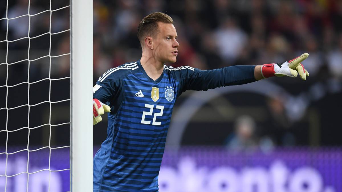 MARC-ANDRE TER STEGEN: Der Schlussmann des FC Barcelona musste gleich den ersten Schuss aufs Tor passieren lassen (6.). Anschließend mehrfach aufmerksam wie gegen David Silva (18.). Entschärfte diverse spanische Angriffe, indem er Pässe weit vor dem Strafraum ablief. Überragende Parade gegen Isco (56.). Strahlte Sicherheit aus. SPORT1-Note: 2