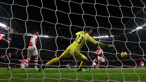 Alexis Sanchez erzielt gegen den FC Southampton das entscheidende Tor