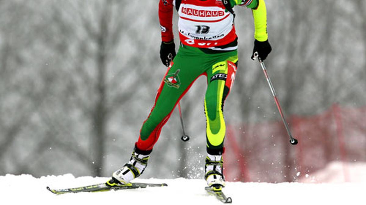 Auch Darja Domracheva unterläuft 2010 in Oberhof der gleiche Fehler wie Neuner und Birnbacher. Ihr Faux-Pas ist allerdings besonders bemerkenswert, da die Weißrussin fast exakt ein Jahr zuvor in Oberhof bereits unfreiweillig für den Schmunzler des Biathlon-Jahres 2009 sorgte