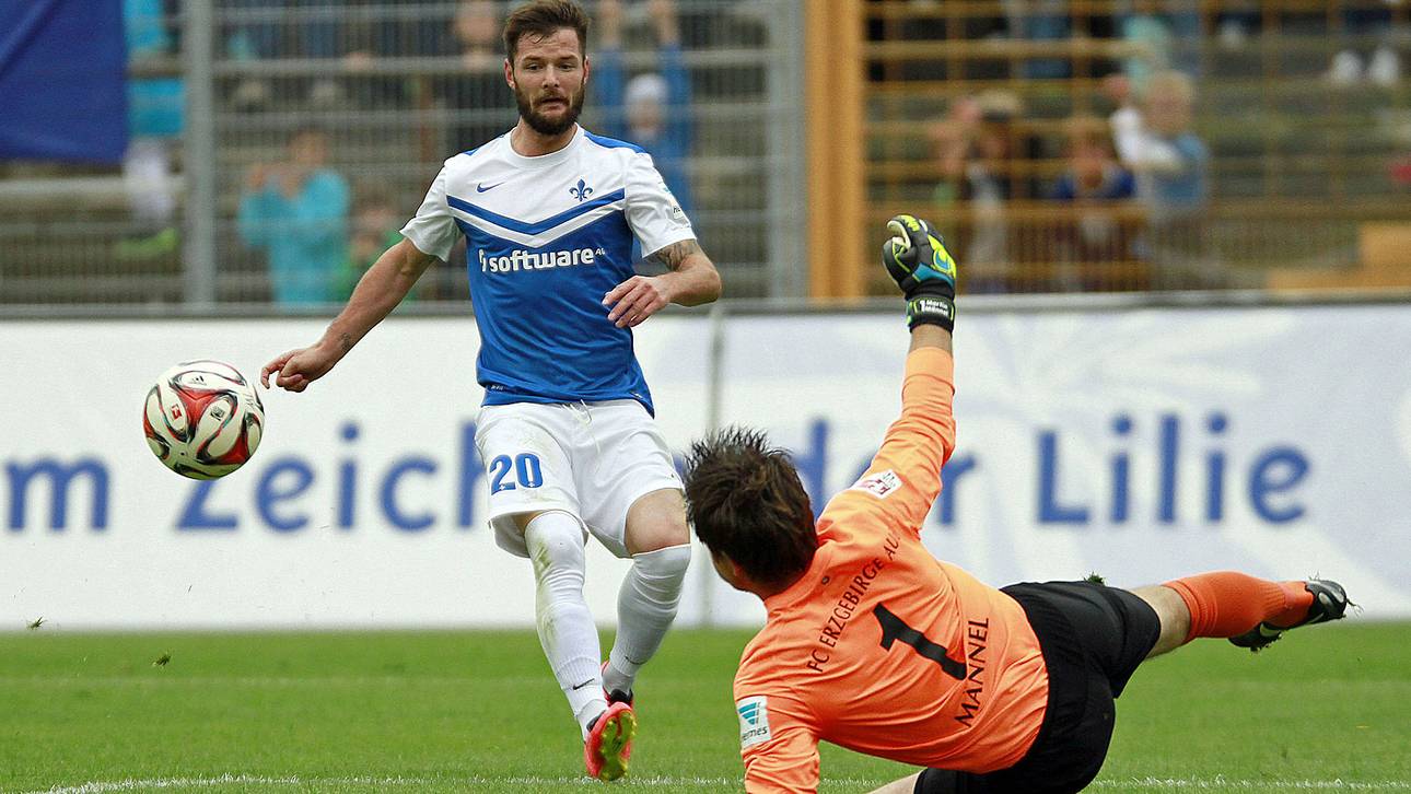 Aues Talfahrt geht in Darmstadt weiter