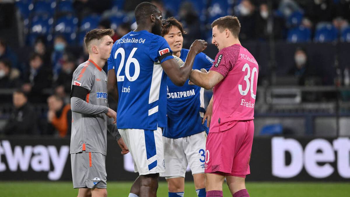Schalke vermeldet fünf Abgänge