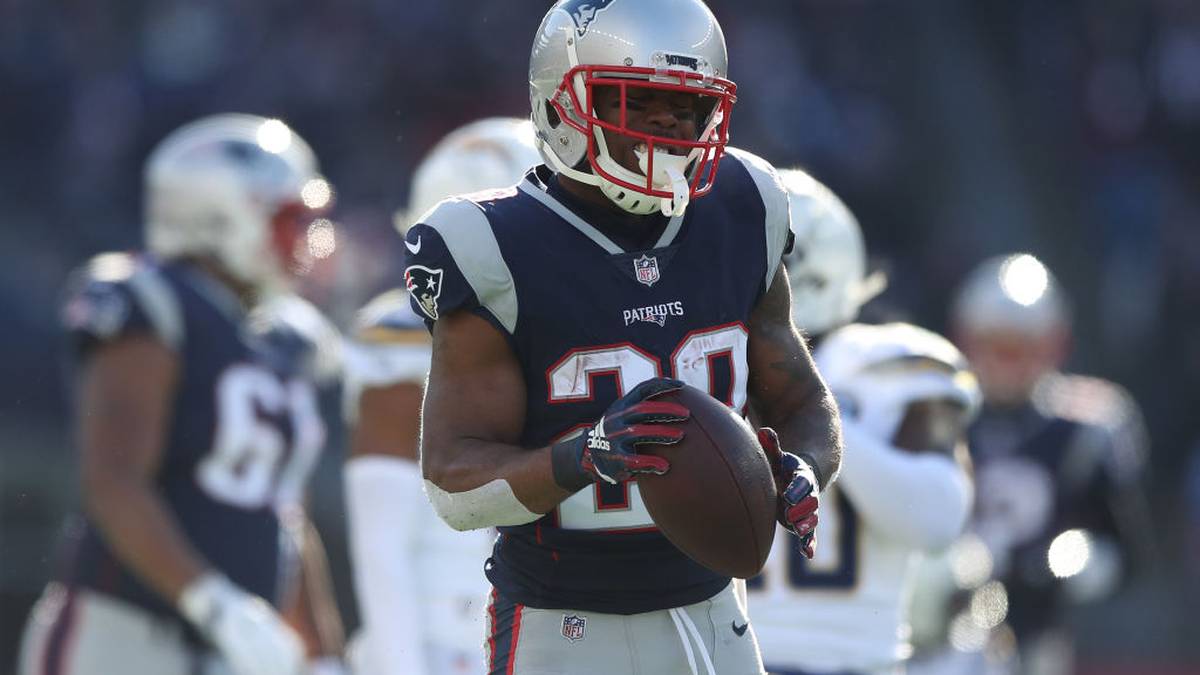 RUNNING BACK: Nach Gronkowskis Karriereende muss bei den Pats viel Verantwortung umverteilt werden. Ein Kandidat für eine noch größere Rolle: James White. Der Running Back kommt aus einer Mega-Saison mit 1176 Yards und 12 Touchdowns