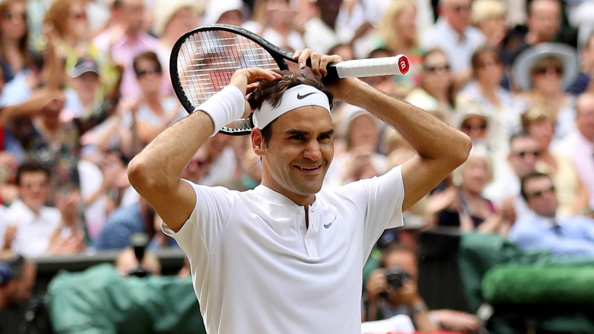 Dann aber sichert sich der Schweizer das Break zum 4:3 - und nach 1:43 Stunden steht fest: Der Wimbledon-Sieger 2017 und neue Rekordgewinner heißt Roger Federer