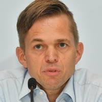 Videobeweis-Chef Jochen Drees stuft die von einigen Seiten kritisierte Korrektur beim Platzverweis für den Dortmunder Mats Hummels als korrekt ein.