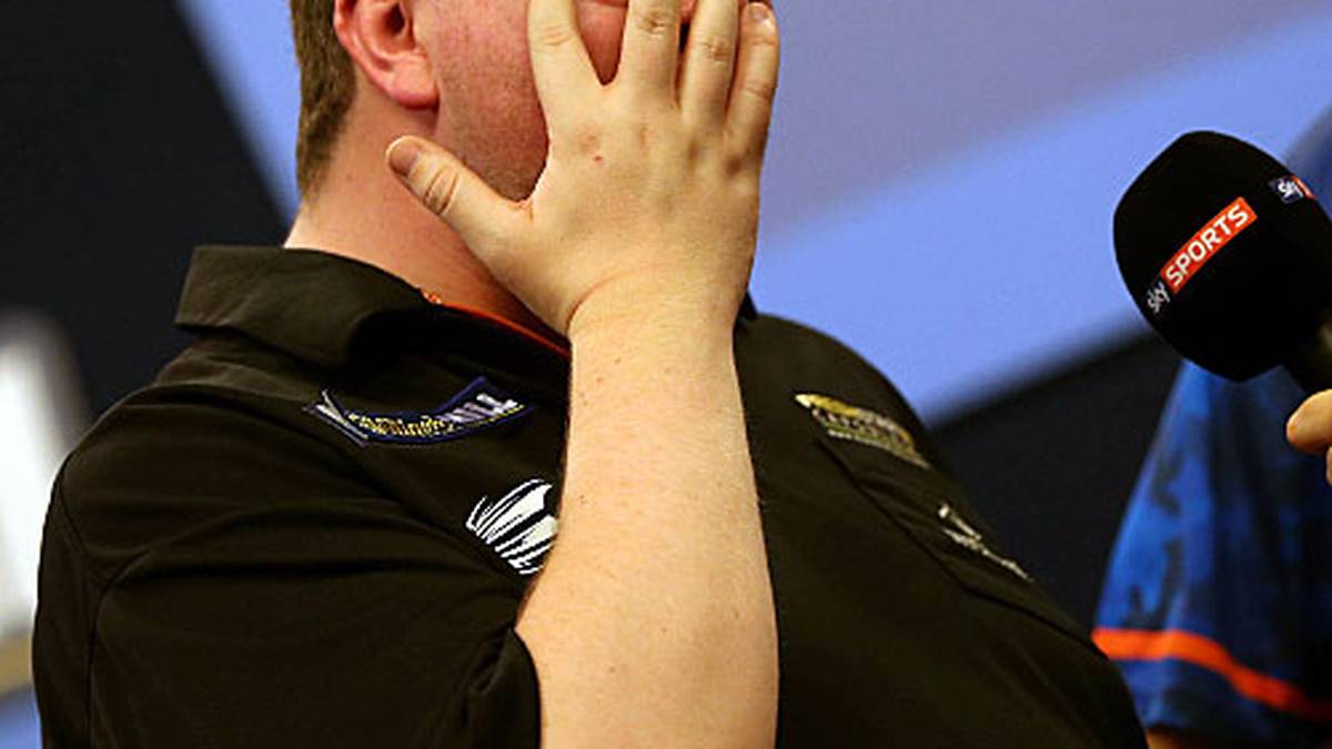 Der so hoch Gelobte kann seine Tränen der Rührung nicht zurückhalten. Ein hoch emotionaler Ausklang eines unglaublich intensiven Abends