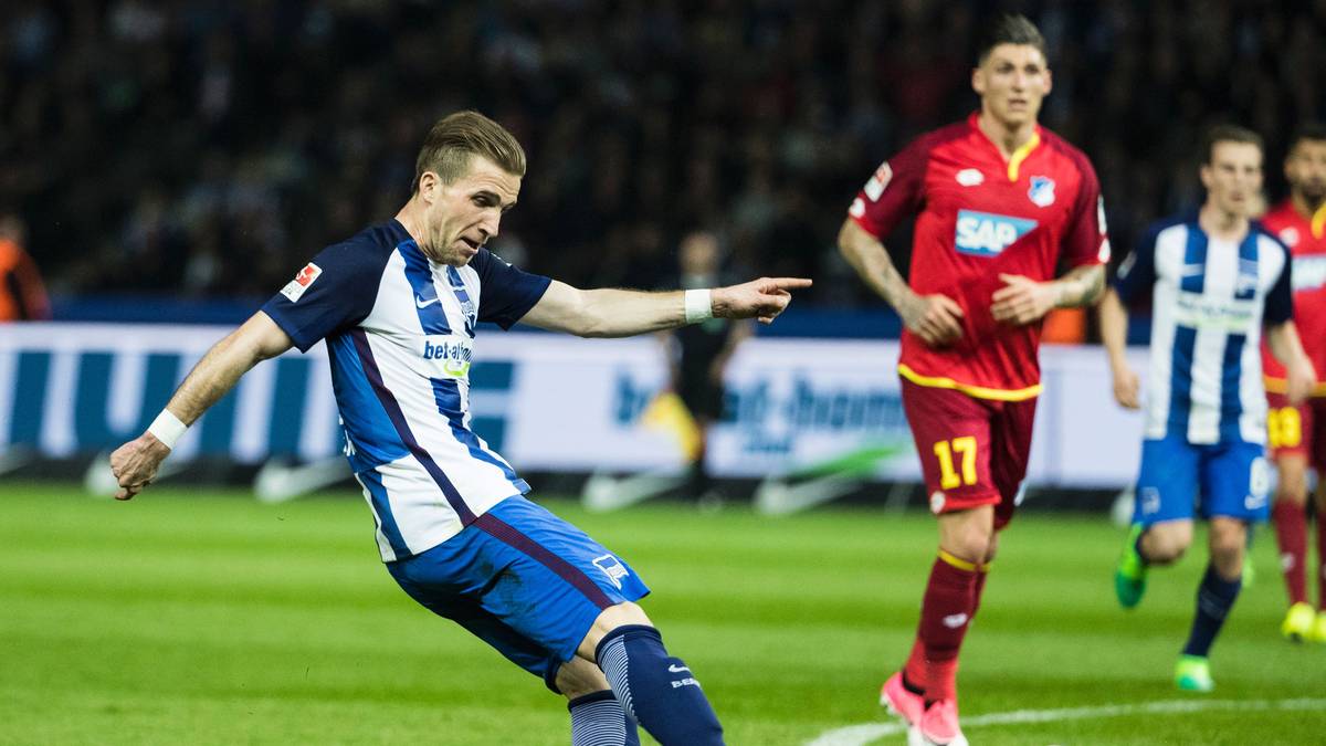 Zum Spiel: Von Beginn an suchen beide Teams den Weg Richtung Offensive. Bis zum ersten Treffer dauert es aber eine gute halbe Stunde