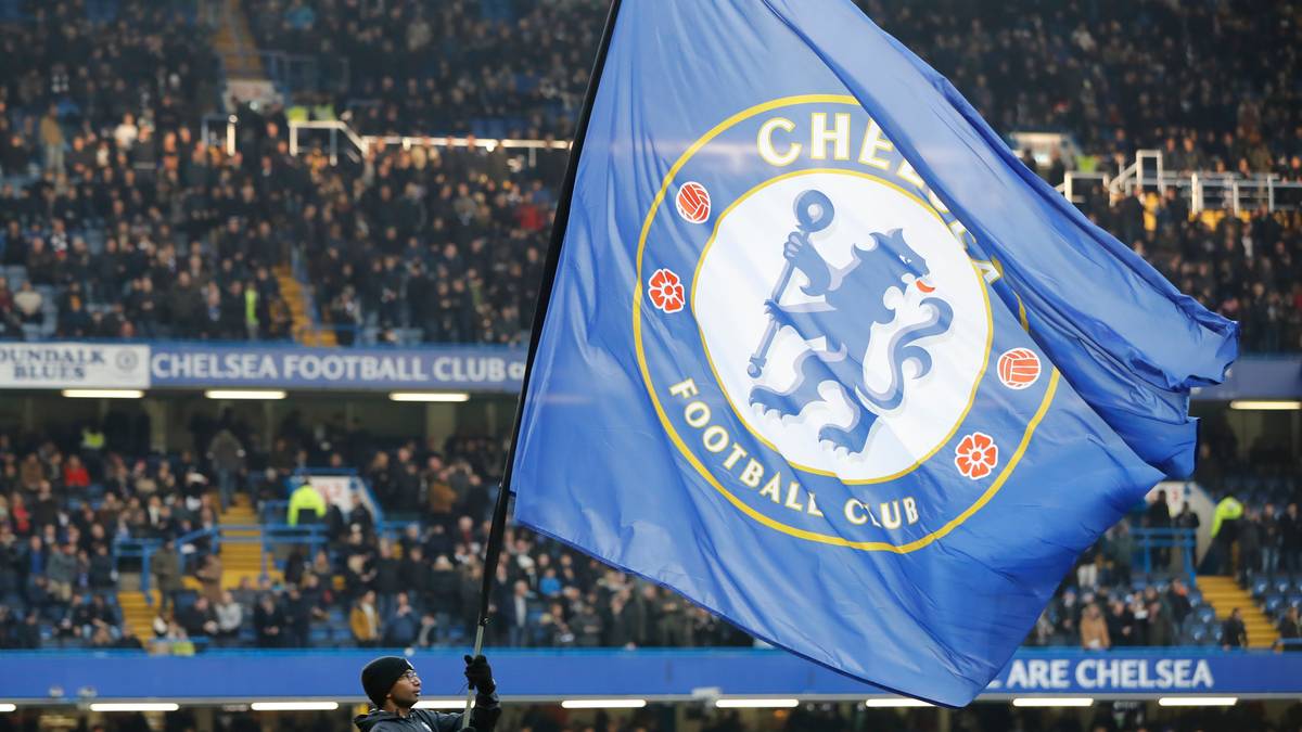 PLATZ 4 - FC CHELSEA (12 Spieler): GARY CAHILL, RUBEN LOFTUS-CHEEK (beide England), CESAR AZPILICUETA (Spanien), KENNETH OMERUO, VICTOR MOSES (beide Nigeria), ANDREAS CHRISTENSEN (Dänemark)
