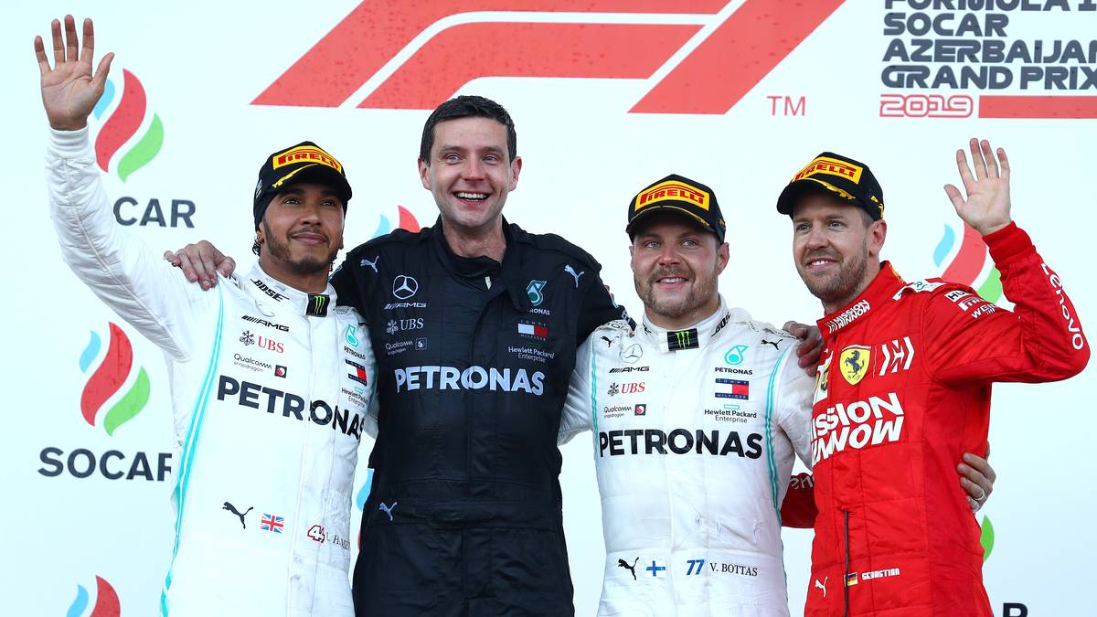 Daily Mail: "Ferrari scheint keine Antwort auf Mercedes zu finden. Noch 17 Rennen sind zu absolvieren, doch die Hoffnung der Scuderia auf den Triumph nach einer Dekade ohne Titel werden auf eine schwere Probe gestellt"