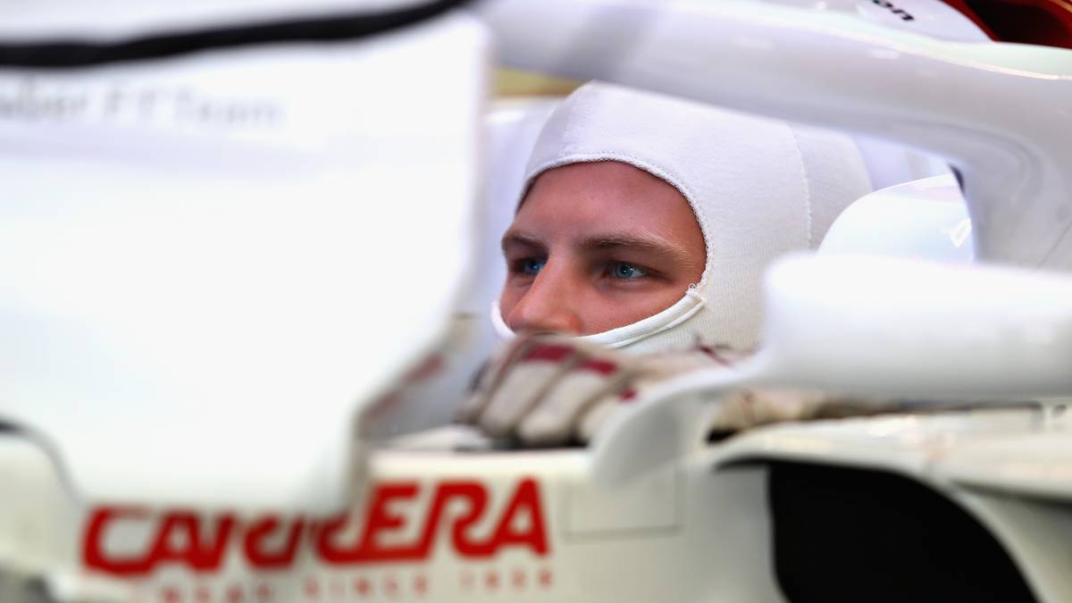 MARCUS ERICSSON: Note 4+ / Ist im Training und Qualifying immer wieder für einen Dreher gut. Im Rennen meist solide. Hat mit dem unterlegenen Sauber immerhin schon fünf Punkte auf dem Konto