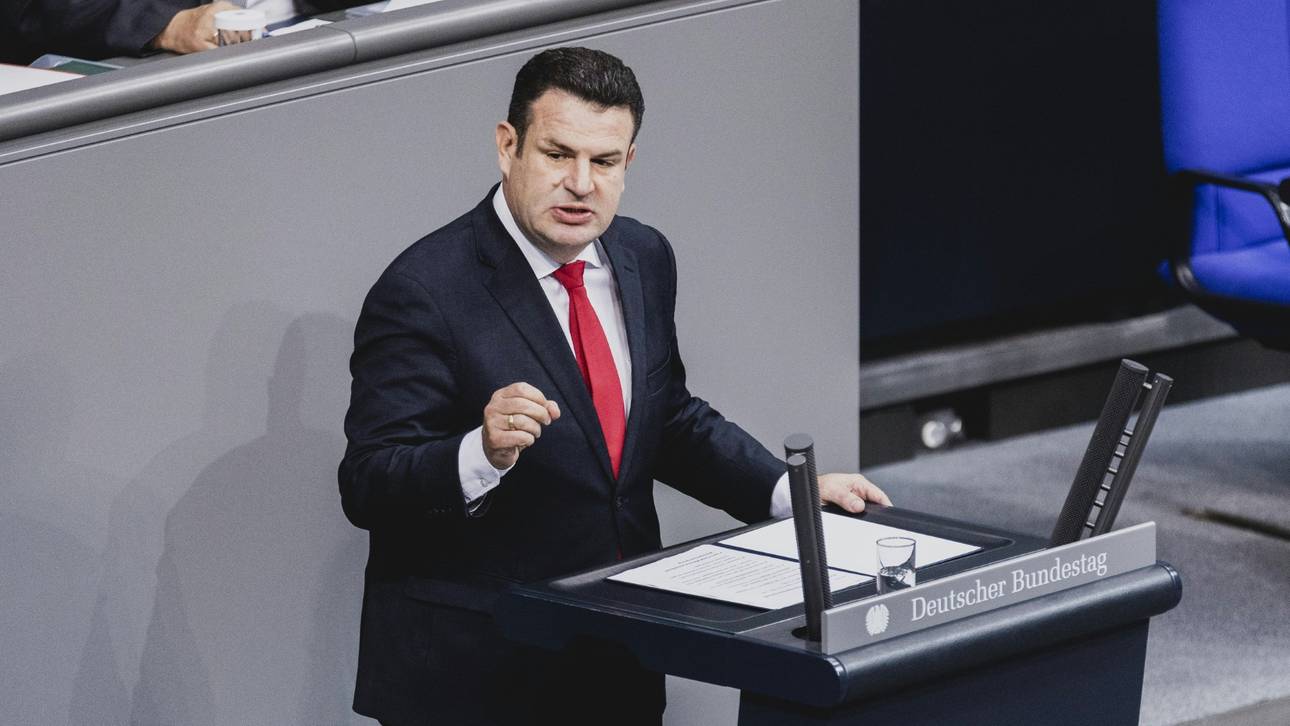 Regierung plant wohl EM-Imagekampagne