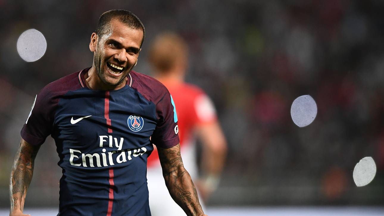 Alves-Hammer: PSG holt Supercup