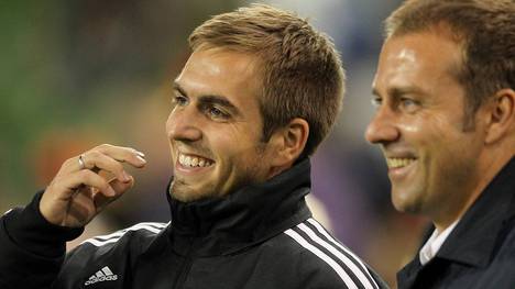 Philipp Lahm stellt Hansi Flick auf eine Stufe mit zwei früheren Bayern-Trainern. Beide haben die Champions League gewonnen.