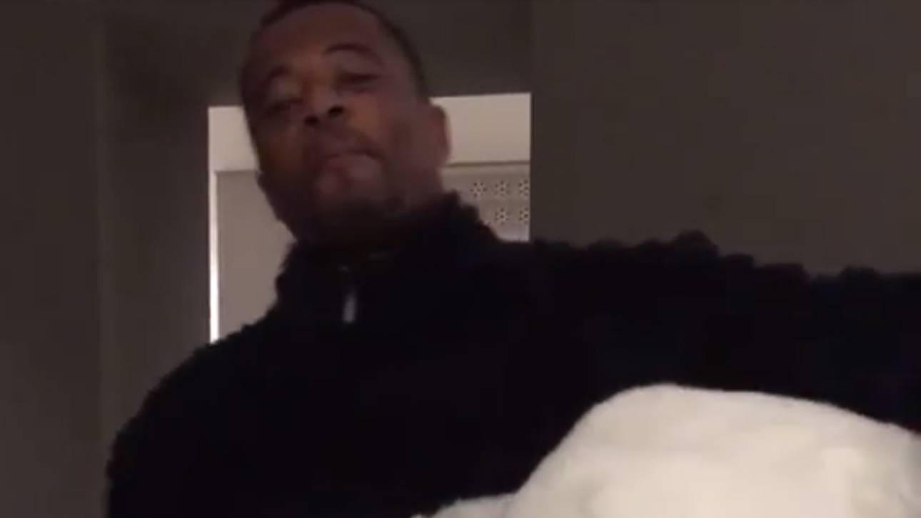 Welcher Star tanzt hier als Panda?