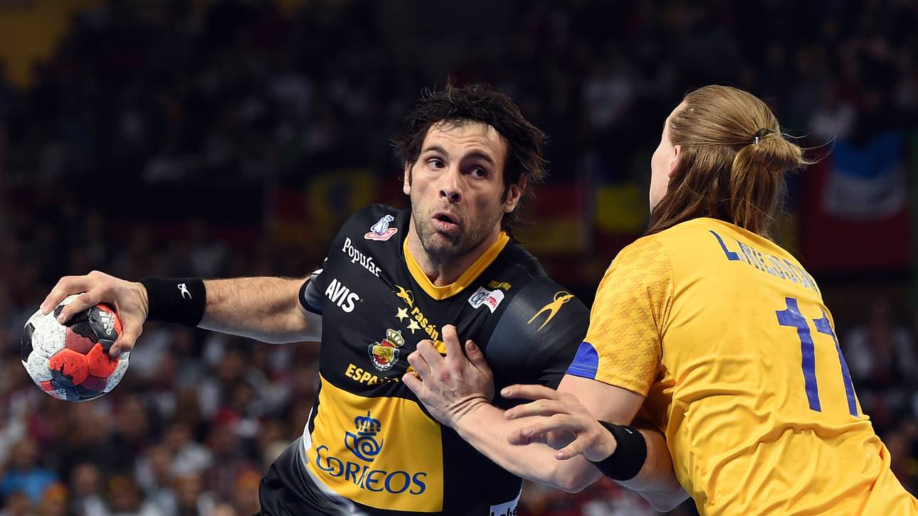 Spanier und Dänen wahren weiße Weste