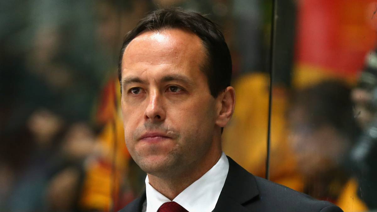 Am Wochenende steigt in Augsburg der Deutschland Cup (ab Freitag LIVE im TV). Die Spiele gegen Russland, Slowakei und die USA sind für Bundestrainer Marco Sturm eine Art Olympia-Casting. Welche Spieler bekommen die Chance sich zu präsentieren? SPORT1 zeigt den Kader der deutschen Nationalmannschaft