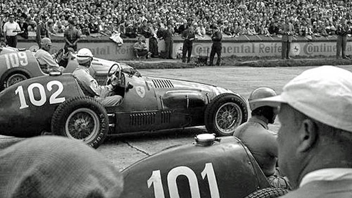 Bis zur ersten Stippvisite der Formel 1 vergehen ein paar Jahre. Das erste Rennen der Königsklasse gibt es erst 1951