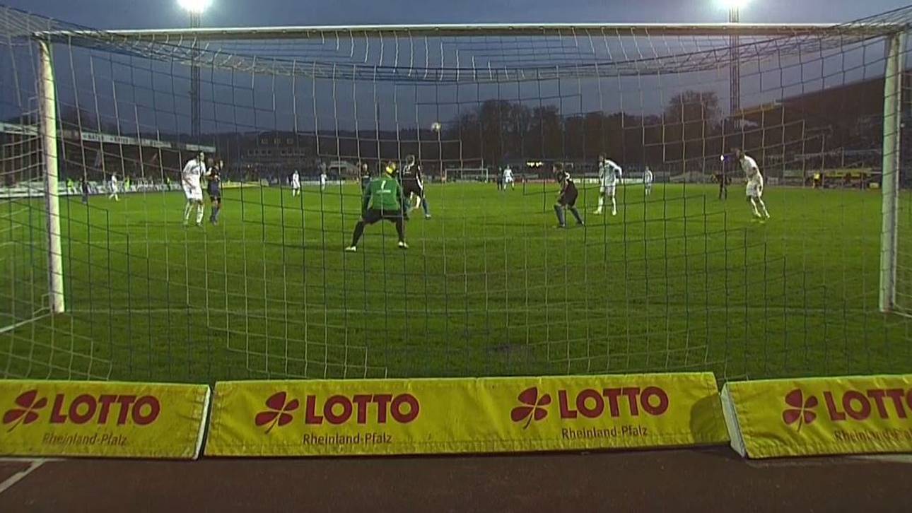 Glückstor ebnet Kickers Weg zum Sieg