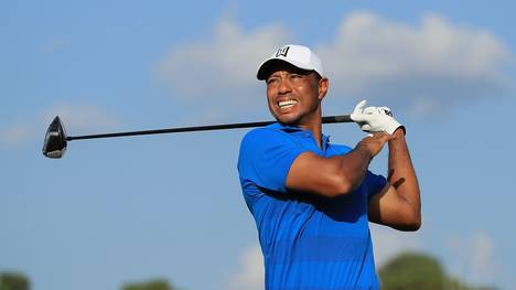 Golf: Tiger Woods winkt 80. Turniersieg nach Birdie-Gala am Samstag