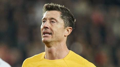 Robert Lewandowski hegt offenbar beim FC Barcelona trotz Formkrise keine Wechselgedanken. Sein berühmt-berüchtigter Berater macht eine eindeutige Ansage.