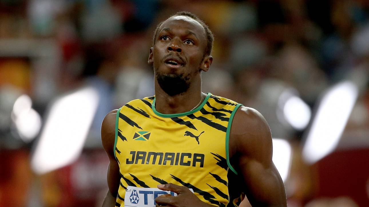 Bolt stolpert ins WM-Finale