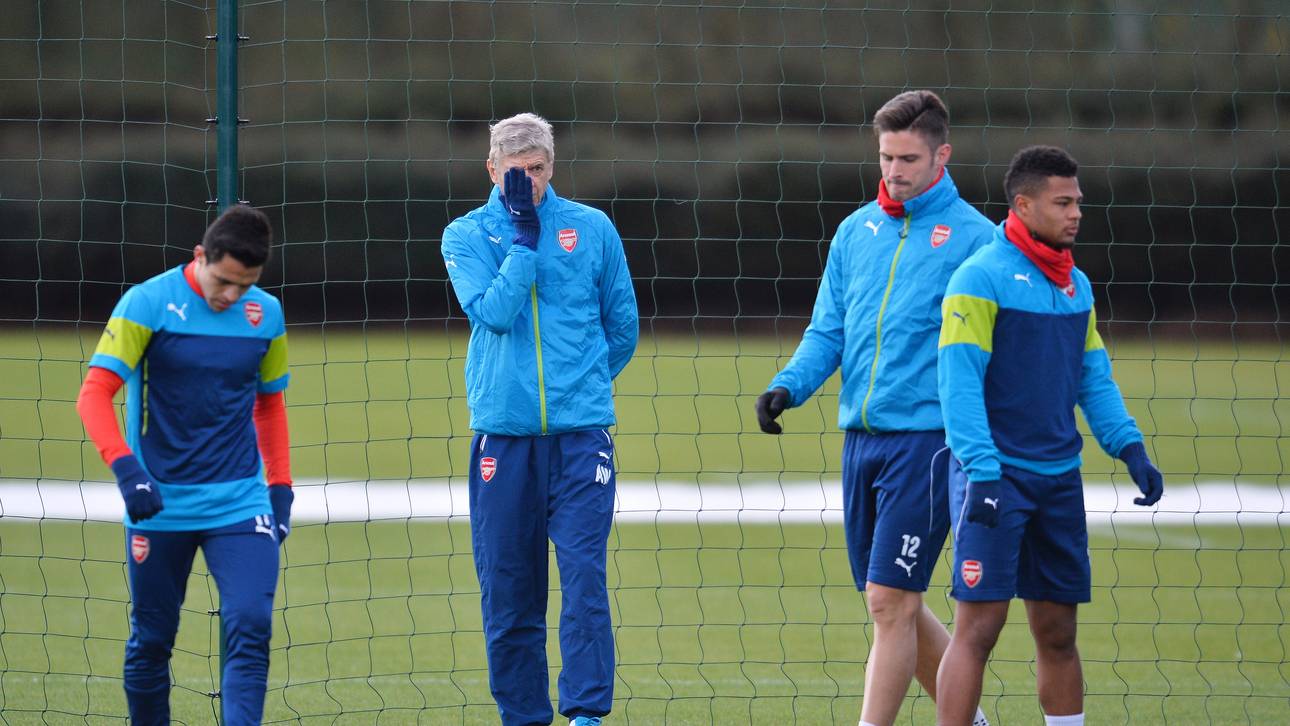 FBL-EUR-C1-ARSENAL-MONACO-TRAINING