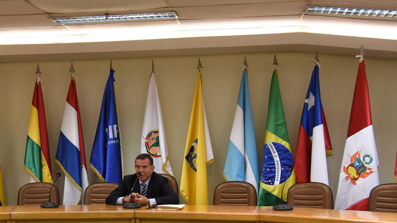 Paraguay hebt Immunität auf