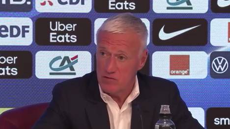 Frankreich-Coach Didier Deschamps lobt Hugo Ekitike für seine Leistungen bei Liverpool, verweist aber auf die harte Konkurrenz im Angriff. Der Stürmer habe dennoch großes Potenzial für Les Bleus.