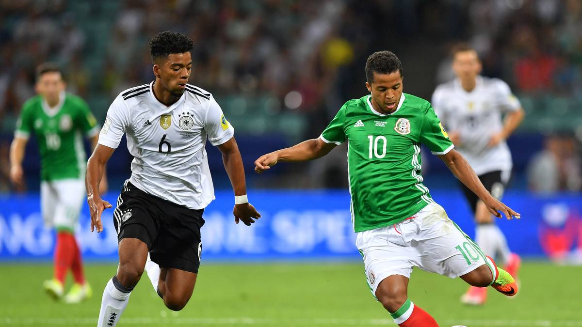 BENJAMIN HENRICHS: Der Leverkusener darf erstmals in Russland von Beginn an ran und erwischt im rechten Mittelfeld einen Klassestart. Seine Hereingabe an die Strafraumgrenze verwandelt Leon Goretzka zum 1:0 (6.). Sein Klassezuspiel auf Timo Werner (19.) bleibt ohne Lohn. In der Defensive aber mit der einen oder anderen Schwierigkeit. SPORT1-Note: 3,5