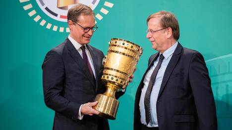 DFB Cup Handover 2019