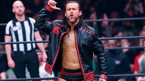 CLEVELAND, OH - JANUARY 26: Adam Cole is introduced during AEW Dynamite - Beach Break on January 26, 2022, at the Wolstein Center in Cleveland, OH. (Photo by Frank Jansky Icon Sportswire) WRESTLING: JAN 26 AEW Dynamite Icon220126055