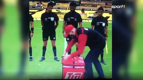 Der Beweis, dass es nichts gibt, was es nicht gibt, kommt heute aus Ecuador. Diese Lieferung ist nicht zu fassen.