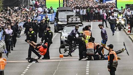 Die Polizei verhindert größere Störaktionen der "Letzten Generation" beim Berlin-Marathon
