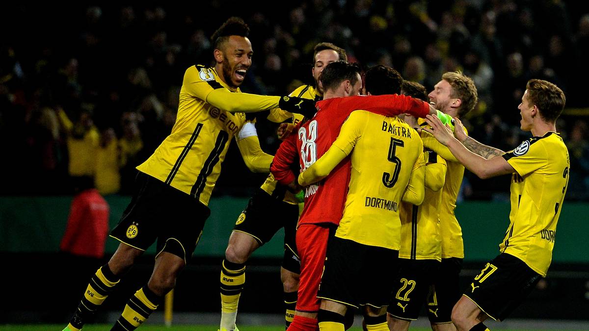 Bürki wird entsprechend gefeiert