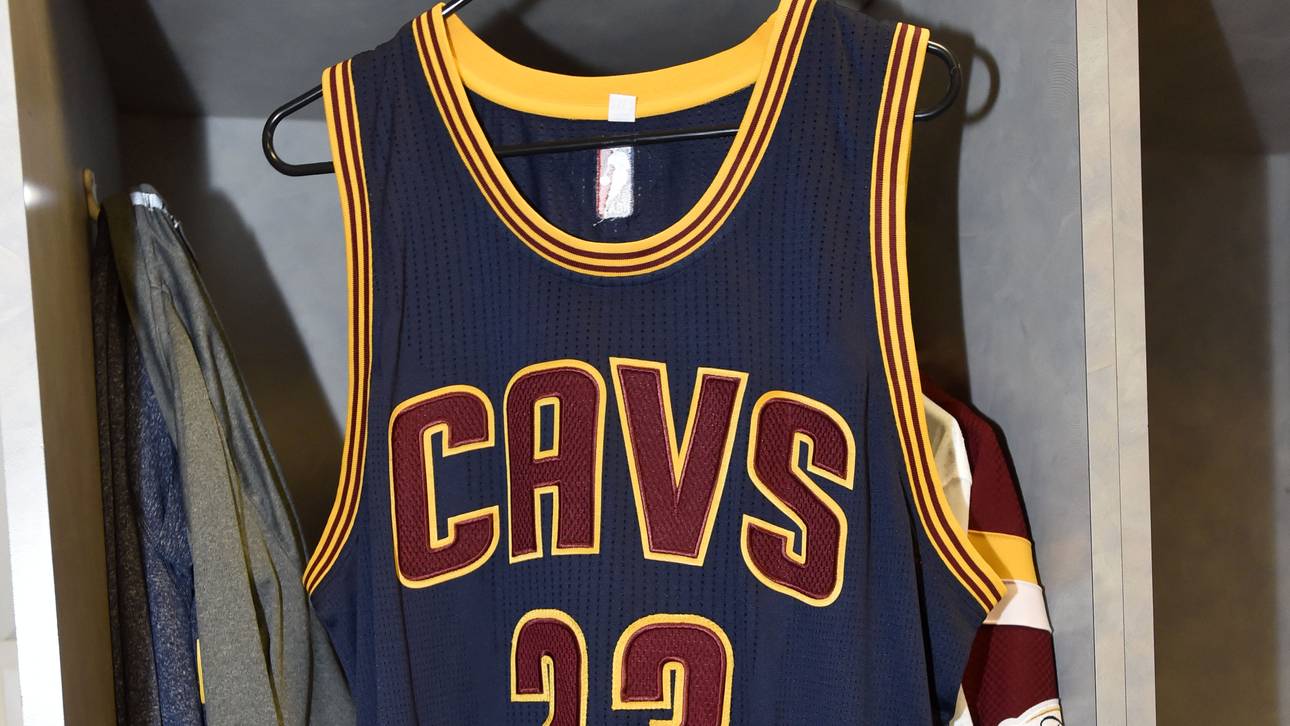 Erstmals Trikotwerbung in der NBA