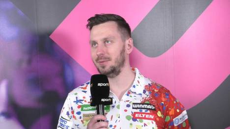 Die optimale Vorbereitung auf das Match gegen Dimitri Van den Bergh war es sicher nicht. Florian Hempel hatte mit Reisestrapazen zu kämpfen.