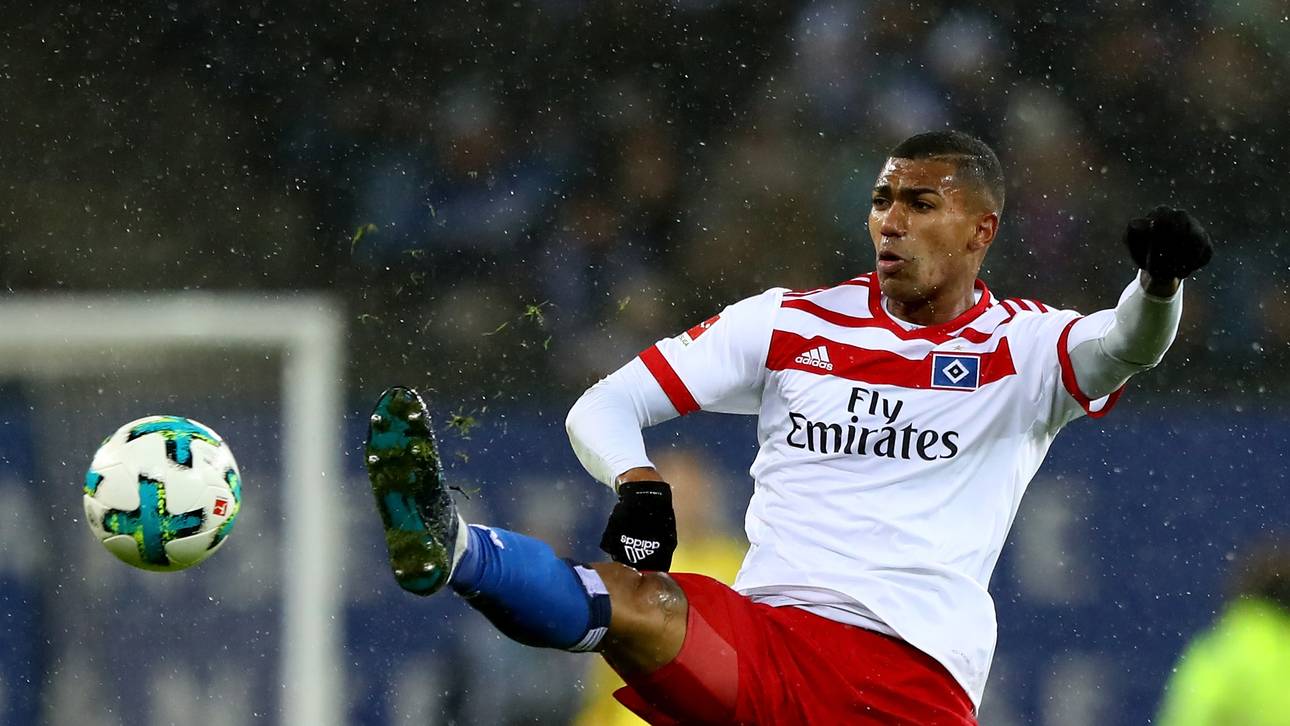 Hollerbach begnadigt Streikprofi